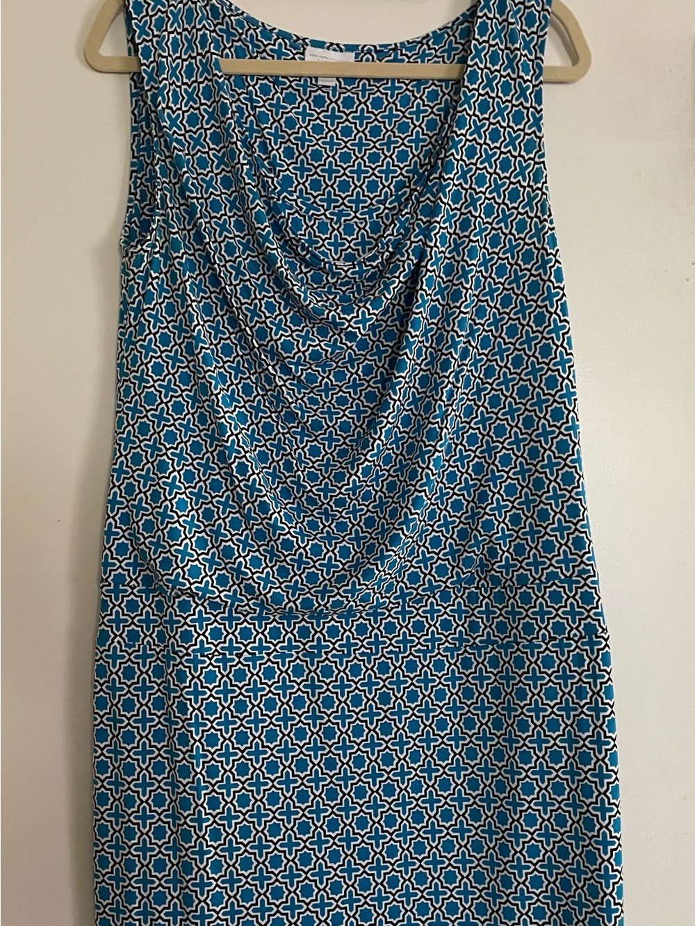 Women’s New York & Company Sleeveless Knee High Dress Large